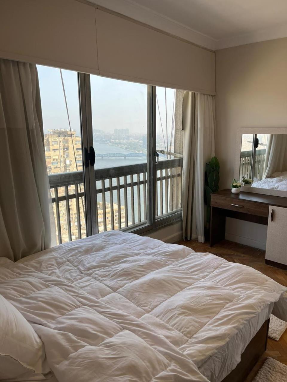 Zamalek Nile Panoramic View 3br *