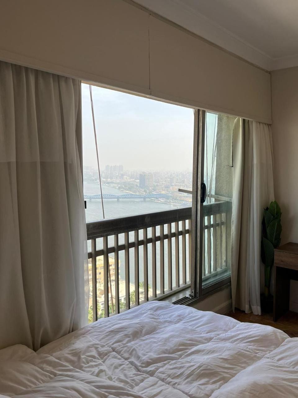 Zamalek Nile Panoramic View 3br
