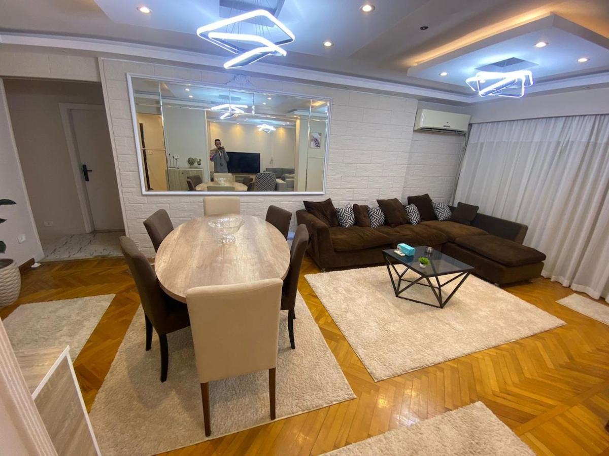 Zamalek Nile Panoramic View 3br Apartment Cairo