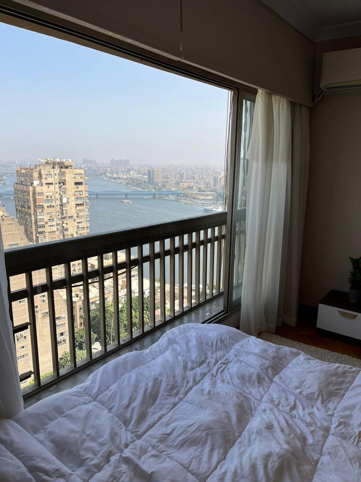 Zamalek Nile Panoramic View 3br Apartment *